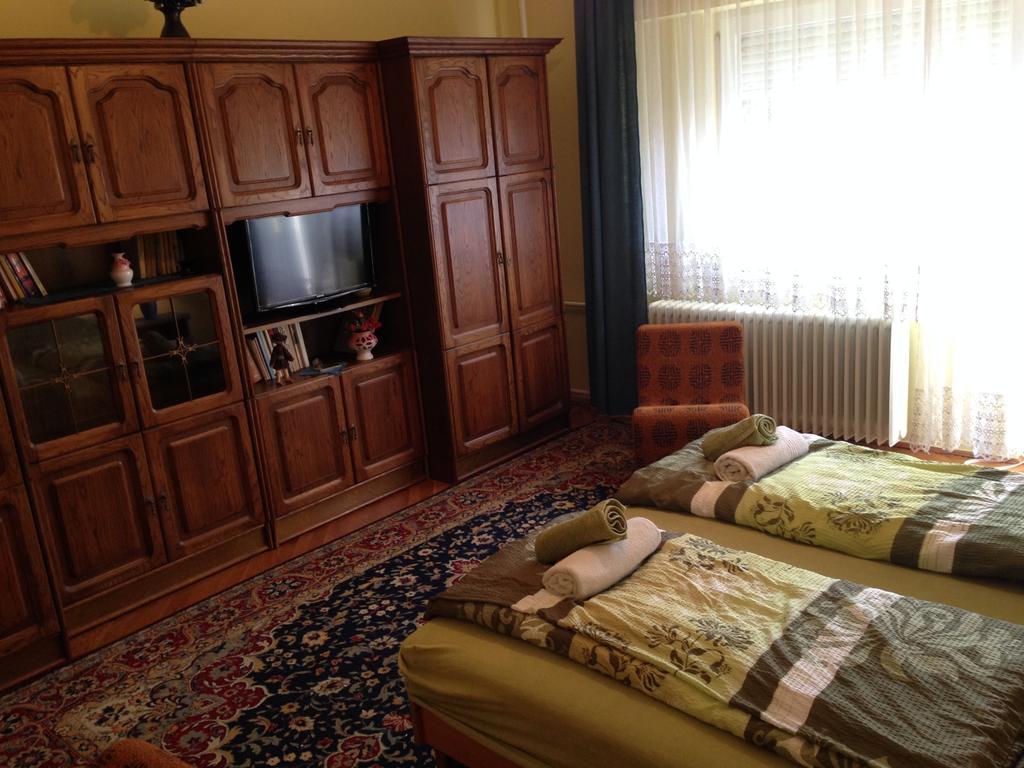 Elena Villa Хевиз Номер фото